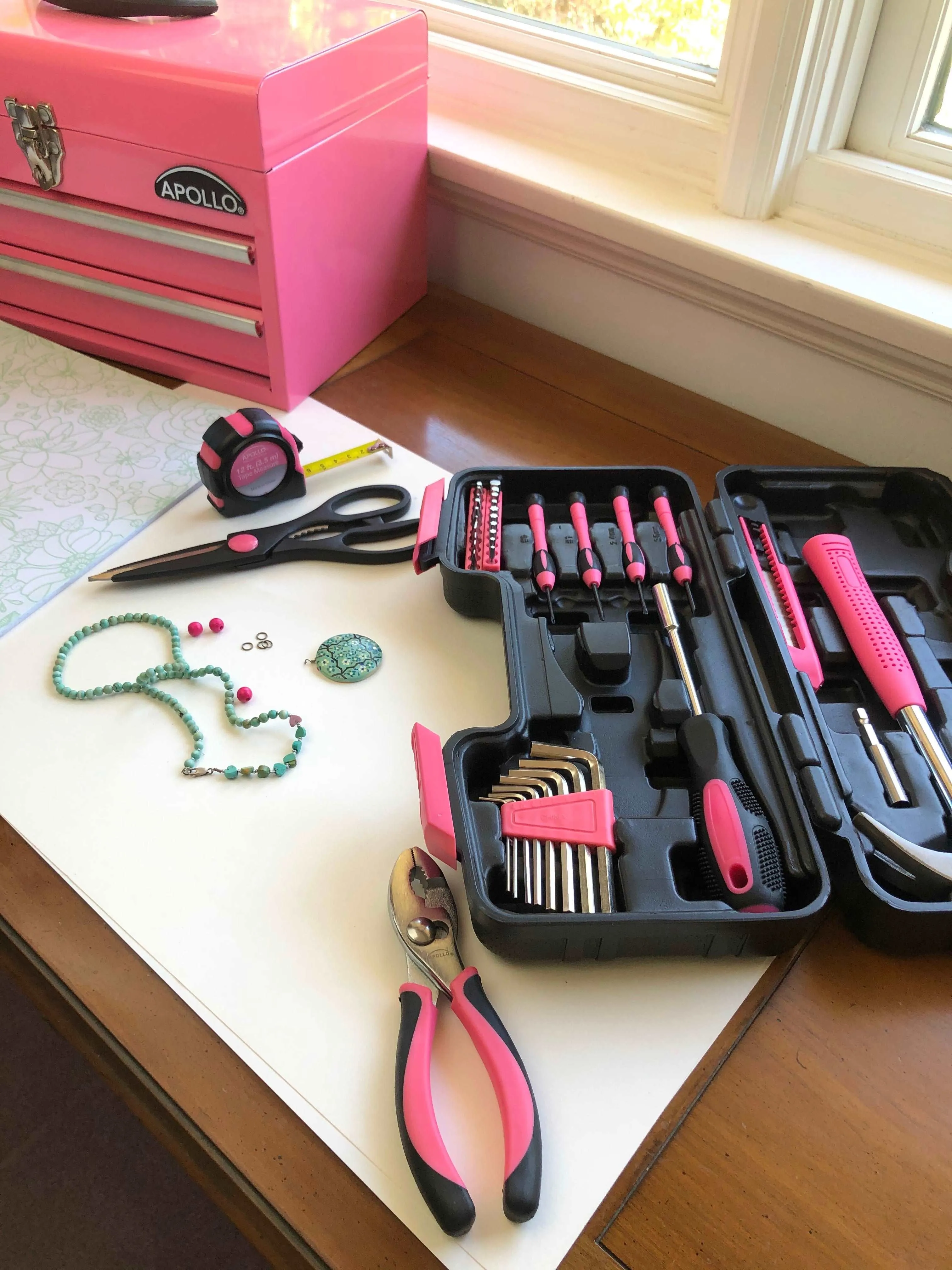 39 Piece General Tool Set Pink - DT9706P