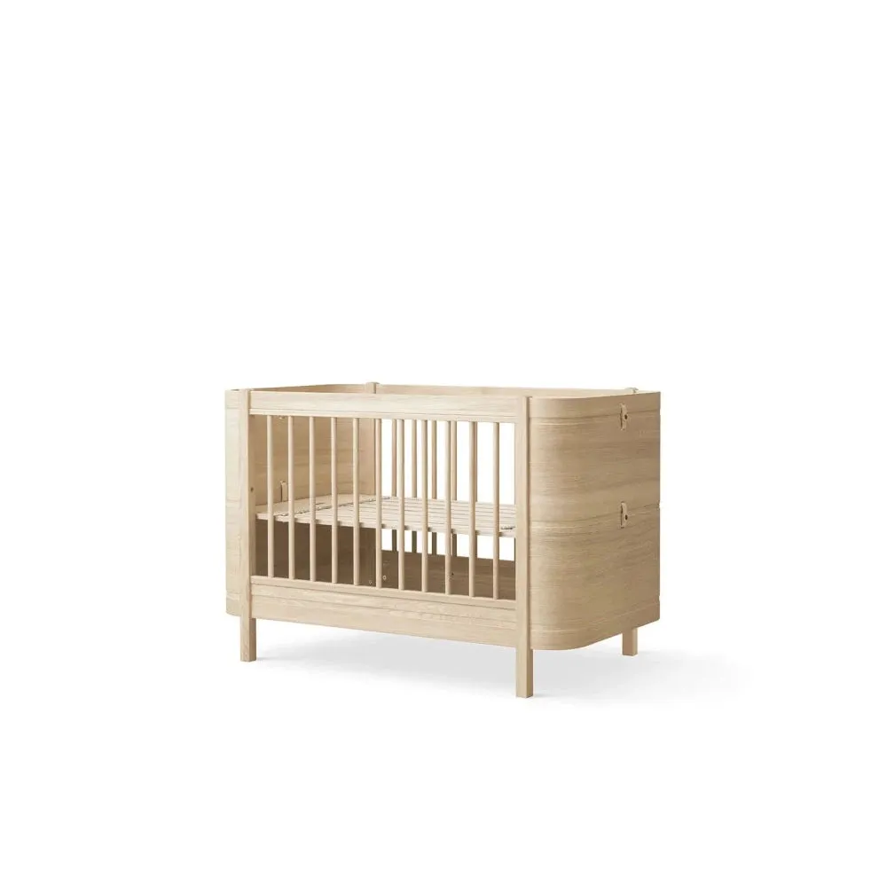 Lit Bébé Évolutif Wood Mini  Avec Kit Junior Inclus, Chêne